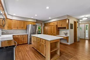 15385 Morraine Way, Eden Prairie, MN 55347 - Photo 19