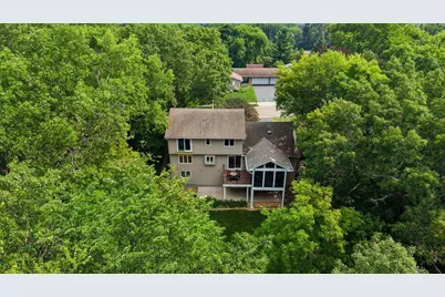 15385 Morraine Way, Eden Prairie, MN 55347 - Photo 7