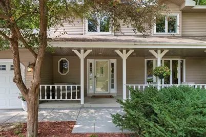 15385 Morraine Way, Eden Prairie, MN 55347 - Photo 3
