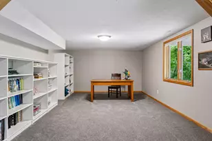 15385 Morraine Way, Eden Prairie, MN 55347 - Photo 39
