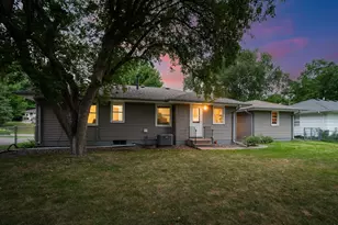 6917 39th Ave N, Crystal, MN 55427 - Photo 25