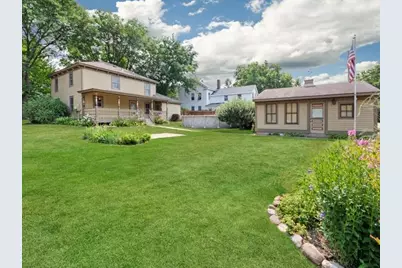 337 Court Street N, Prescott, WI 54021 - Photo 1