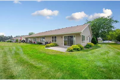 305 Tischler Avenue SE, Faribault, MN 55021 - Photo 7