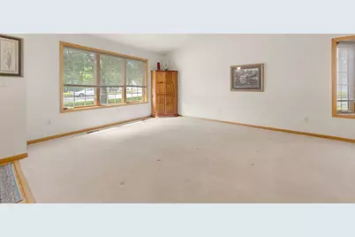 305 Tischler Avenue SE, Faribault, MN 55021 - Photo 13