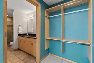 215 10th Ave S, Minneapolis, MN 55415 - Photo 21