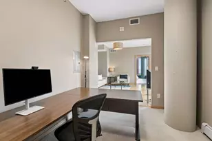 215 10th Ave S, Minneapolis, MN 55415 - Photo 25
