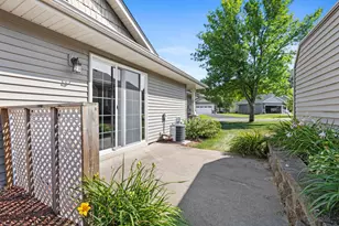 827 Winsome Way NW, Isanti, MN 55040 - Photo 37