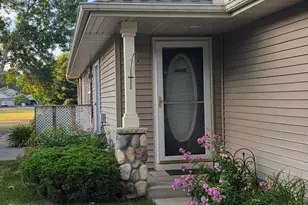 827 Winsome Way NW, Isanti, MN 55040 - Photo 5