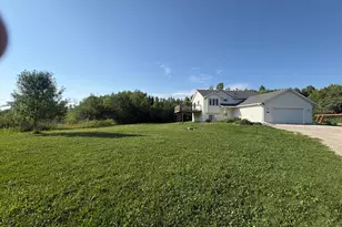 5480 Rush Point Dr, Rush City, MN 55069 - Photo 3