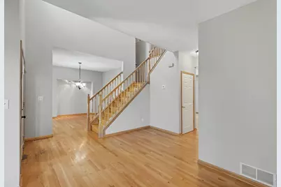 3006 Frank Street, Maplewood, MN 55109 - Photo 5