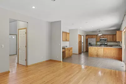 3006 Frank Street, Maplewood, MN 55109 - Photo 11