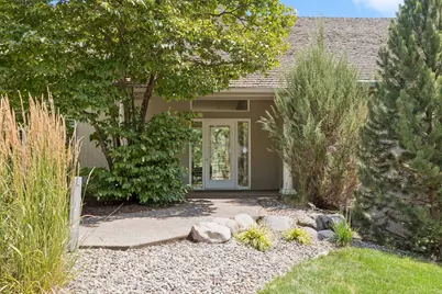 16458 Ringer Road, Minnetonka, MN 55391 - Photo 3