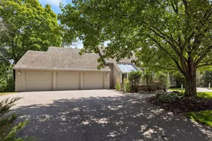 16458 Ringer Rd, Minnetonka, MN 55391 - Photo 47