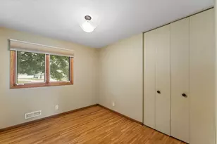 1096 Rome Ct, Apple Valley, MN 55124 - Photo 41