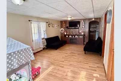 1215 Douglas Avenue, Worthington, MN 56187 - Photo 3