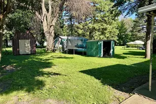 1215 Douglas Ave, Worthington, MN 56187 - Photo 15