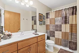 305 Wildwood Cir, Roberts, WI 54023 - Photo 19