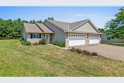 305 Wildwood Circle, Roberts, WI 54023 - Photo 3