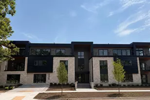 150 Broadway Ave S, Wayzata, MN 55391 - Photo 29