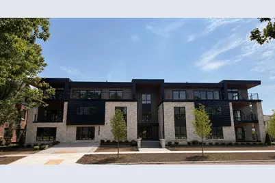 150 Broadway Avenue S #2A, Wayzata, MN 55391 - Photo 1