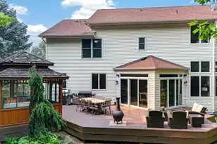 19044 Inndale Dr, Lakeville, MN 55044 - Photo 3