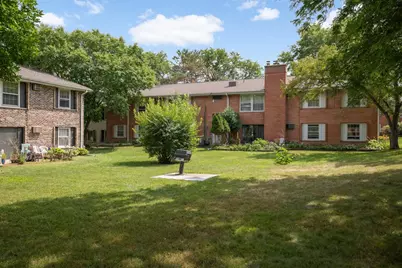 1004 Westbrooke Way #8, Hopkins, MN 55343 - Photo 17