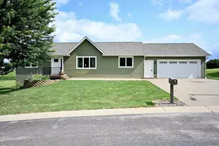 206 Park Ave, Altura, MN 55910 - Photo 1