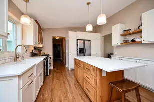 206 Park Ave, Altura, MN 55910 - Photo 7