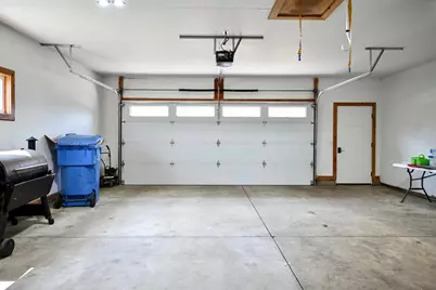 206 Park Avenue, Altura, MN 55910 - Photo 33