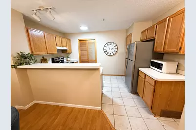 2225 Ranchview Lane N #1, Plymouth, MN 55447 - Photo 7