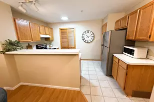 2225 Ranchview Ln N, Plymouth, MN 55447 - Photo 7