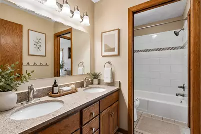 15481 Michele Lane, Eden Prairie, MN 55346 - Photo 11
