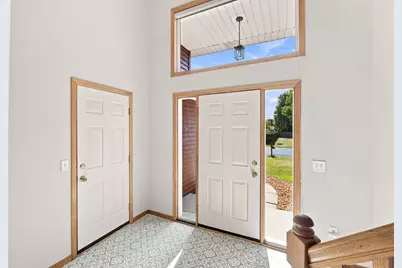805 Daniel Drive, Belle Plaine, MN 56011 - Photo 3