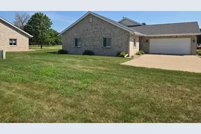 111 S West Street, Belle Plaine, MN 56011 - Photo 3