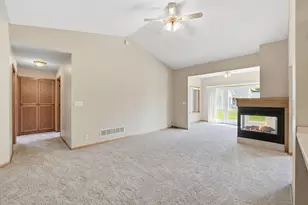111 S West St, Belle Plaine, MN 56011 - Photo 5