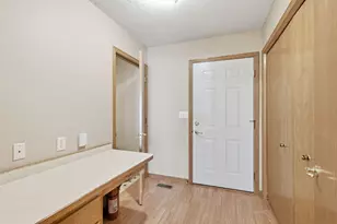 111 S West St, Belle Plaine, MN 56011 - Photo 23
