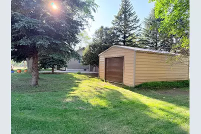 503 2nd Avenue NE, Pipestone, MN 56164 - Photo 5