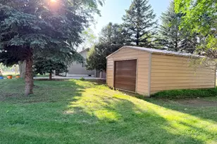 503 2nd Ave NE, Pipestone, MN 56164 - Photo 5
