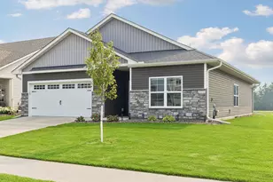 39585 Fawn Ave, North Branch, MN 55056 - Photo 3