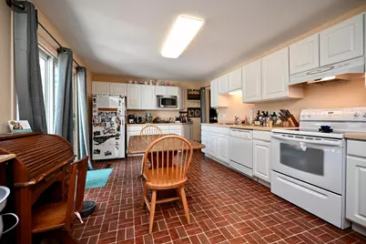 214 E Howard Street, Winona, MN 55987 - Photo 5