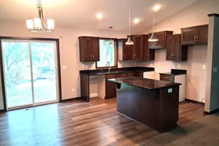 1930 Prospect Dr NE, Saint Cloud, MN 56304 - Photo 5