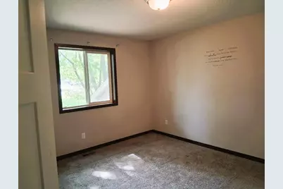 1930 Prospect Drive NE, Saint Cloud, MN 56304 - Photo 7