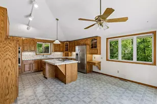 6398 47th St N, Oakdale, MN 55128 - Photo 29