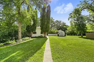 645 Main St S, Hutchinson, MN 55350 - Photo 3