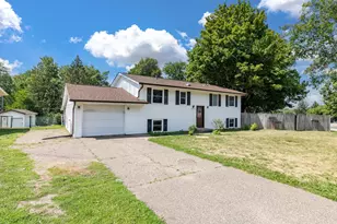 8026 Hynes Ave S, Cottage Grove, MN 55016 - Photo 1