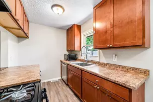 12611 Kipling Ave S, Savage, MN 55378 - Photo 7