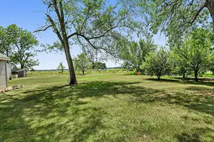 245 W Centre St, Royalton, MN 56373 - Photo 29