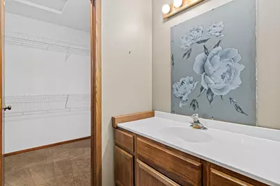 1314 Deercliff Lane, Eagan, MN 55123 - Photo 13