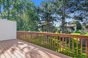 1314 Deercliff Ln, Eagan, MN 55123 - Photo 23