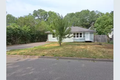5637 Emerson Avenue N, Brooklyn Center, MN 55430 - Photo 3